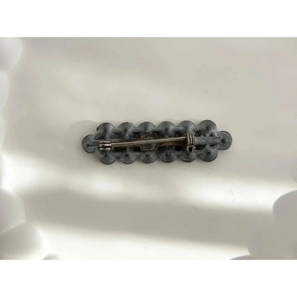 Silver Toned Vintage Rhinestone Classic Elegant Double Row Brooch Pin - Picture 5 of 10